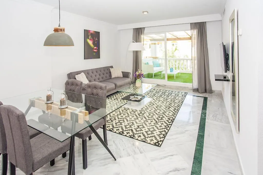 Dama De Noche Playground Apartment Marbella 0*,