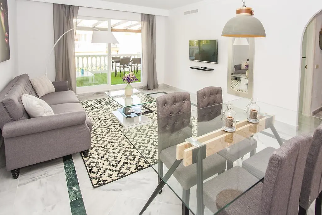 Dama De Noche Playground Apartment Marbella Spain