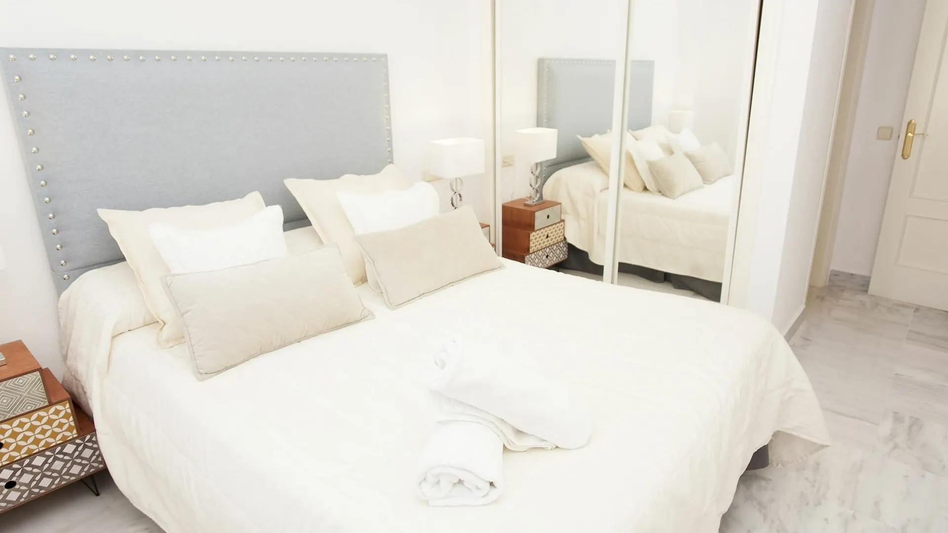 Dama De Noche Playground Apartment Marbella