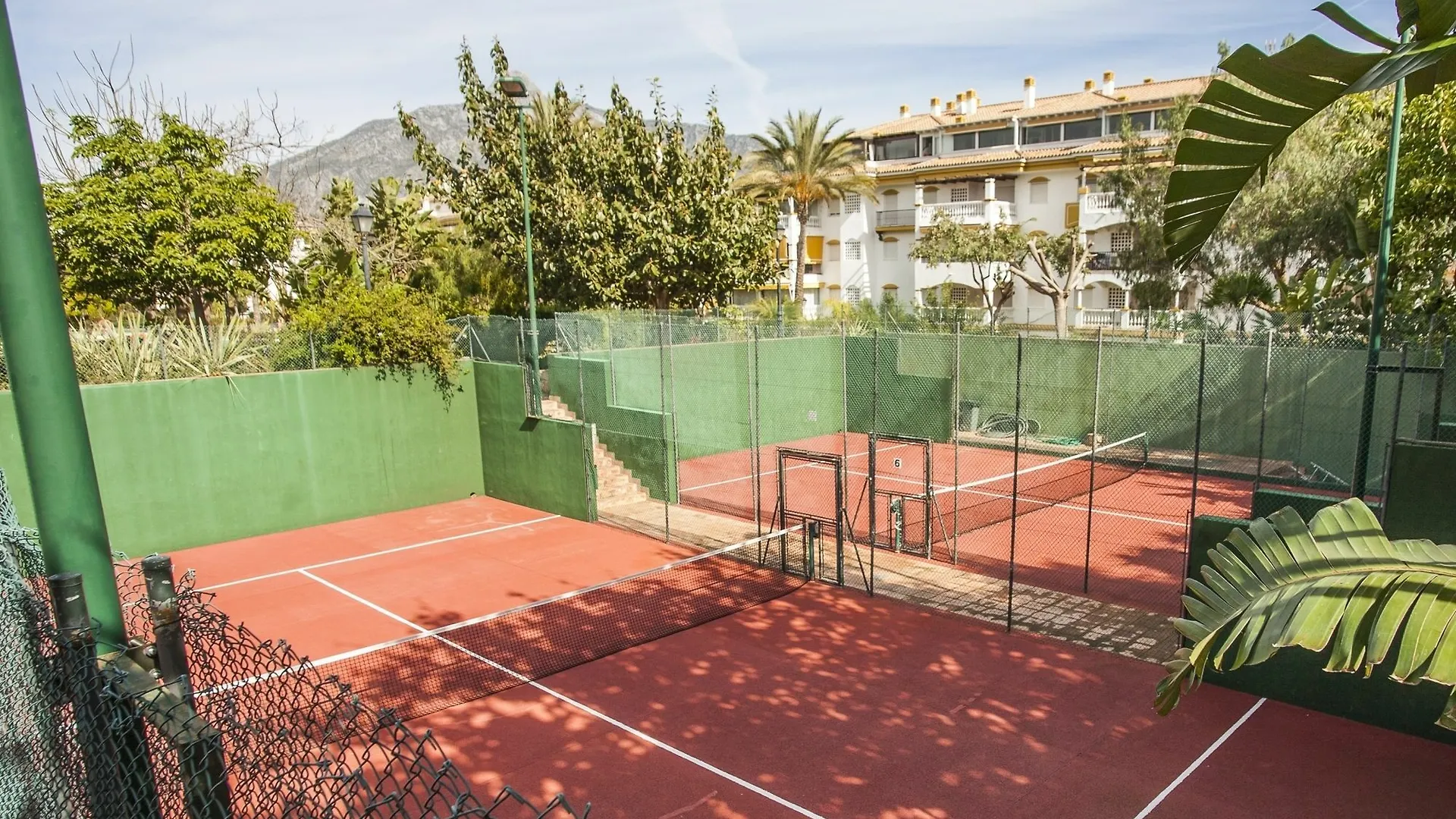 Dama De Noche Playground Apartment Marbella