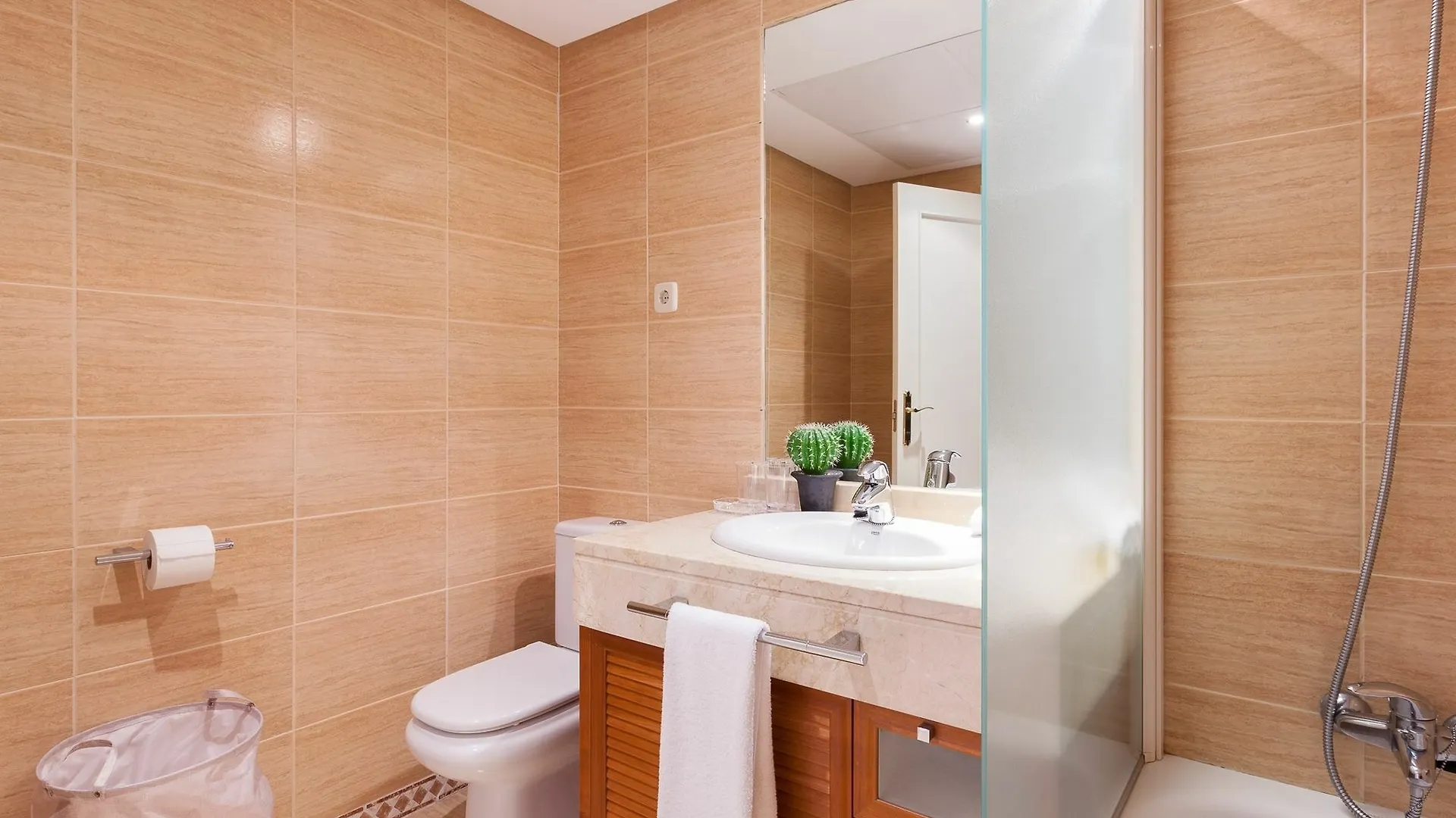 Dama De Noche Playground Apartment Marbella